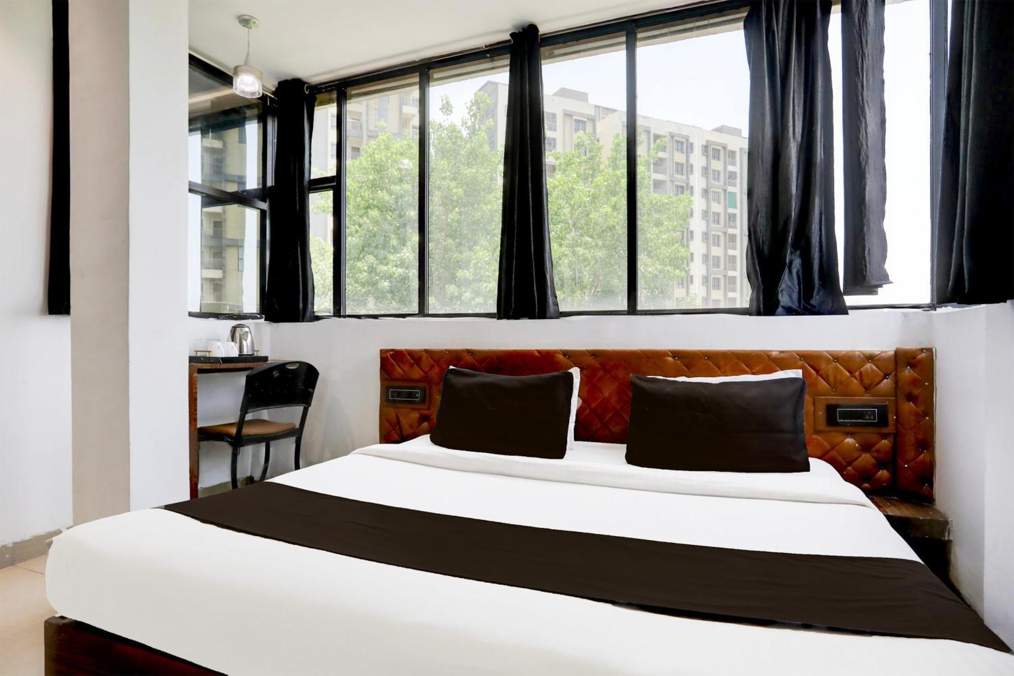 Super Hotel O Mp Nagar Near Rachna Tower Бопал Екстериор снимка