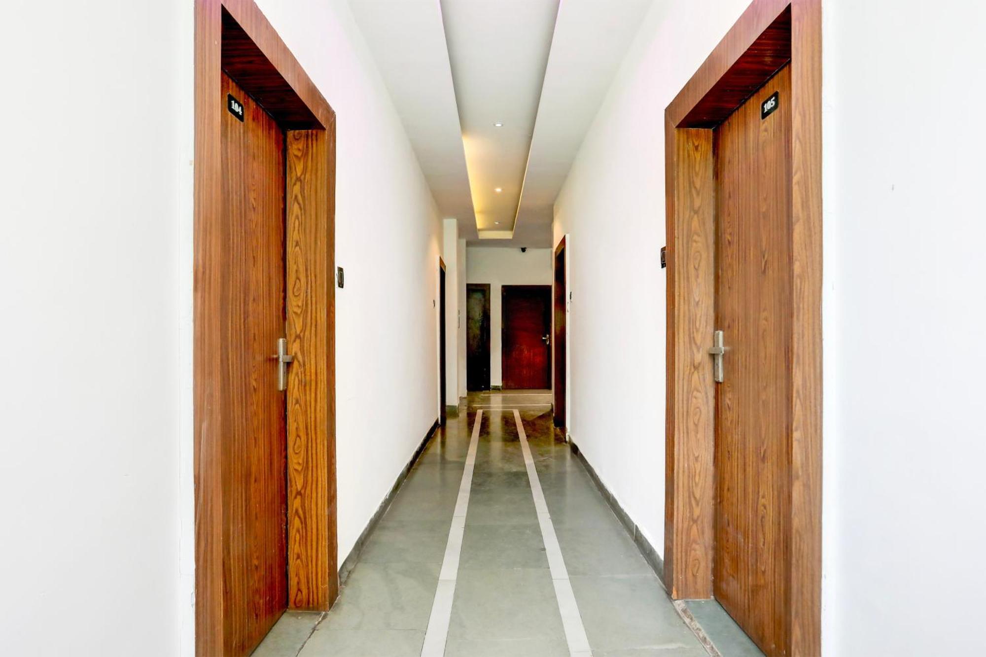 Super Hotel O Mp Nagar Near Rachna Tower Бопал Екстериор снимка