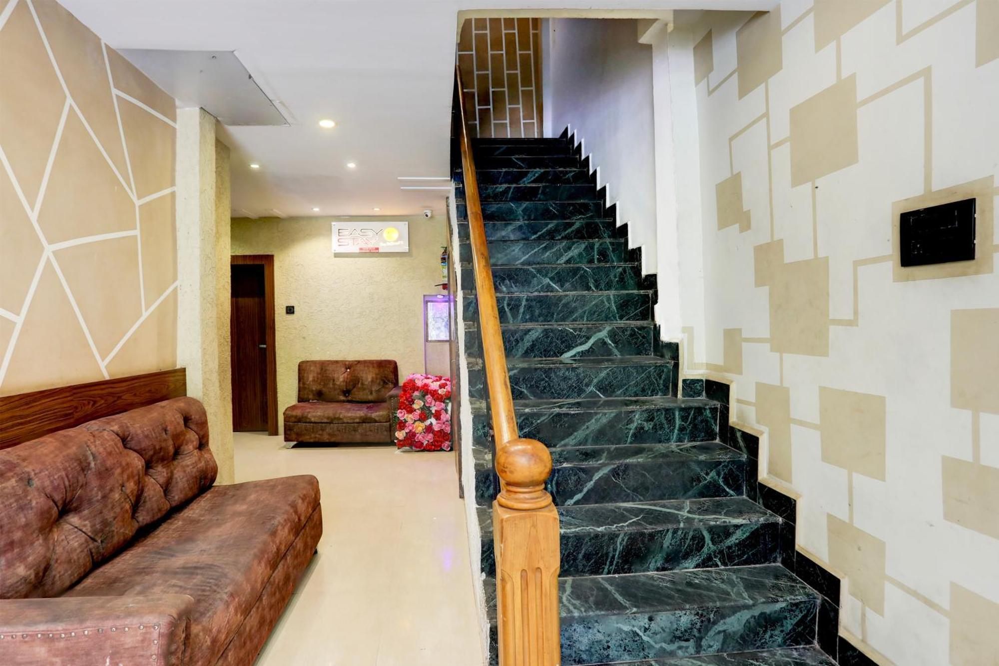 Super Hotel O Mp Nagar Near Rachna Tower Бопал Екстериор снимка